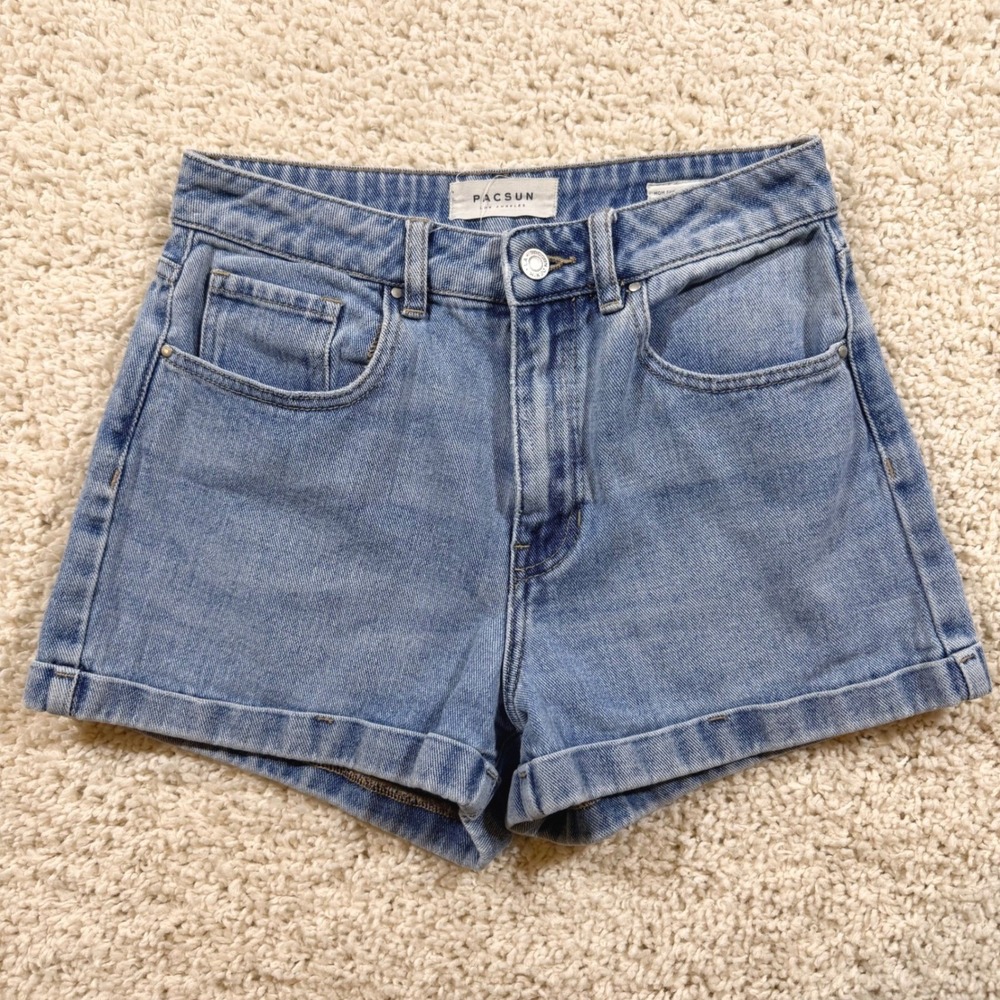 PacSun Light Wash Blue Denim High Waisted Mom Shorts 26 Summer Festival Boho